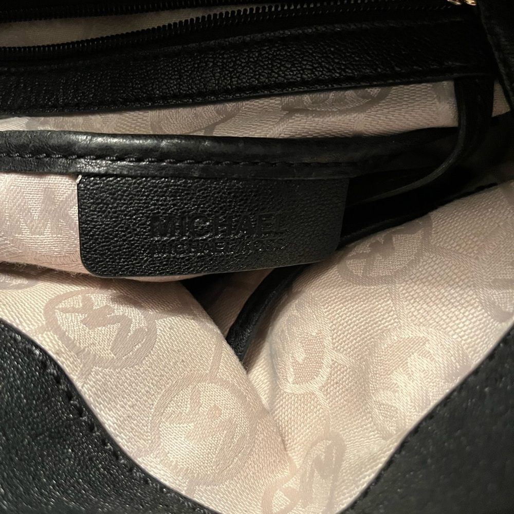 Michael Kors Hamilton Large Leather Satchel - Picture 12 of 14
